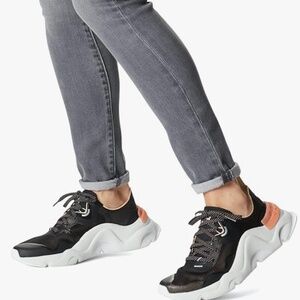 Sorel  Kinetic RNEGD Float Shoes Black Coral 9.5